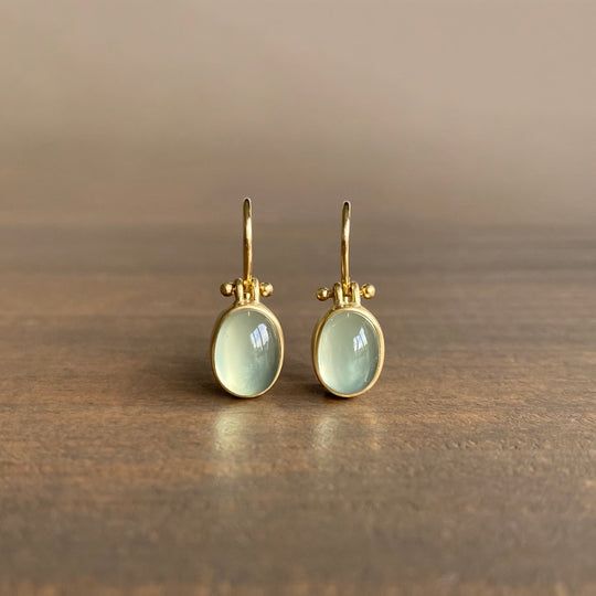 Vintage green moonstone earrings