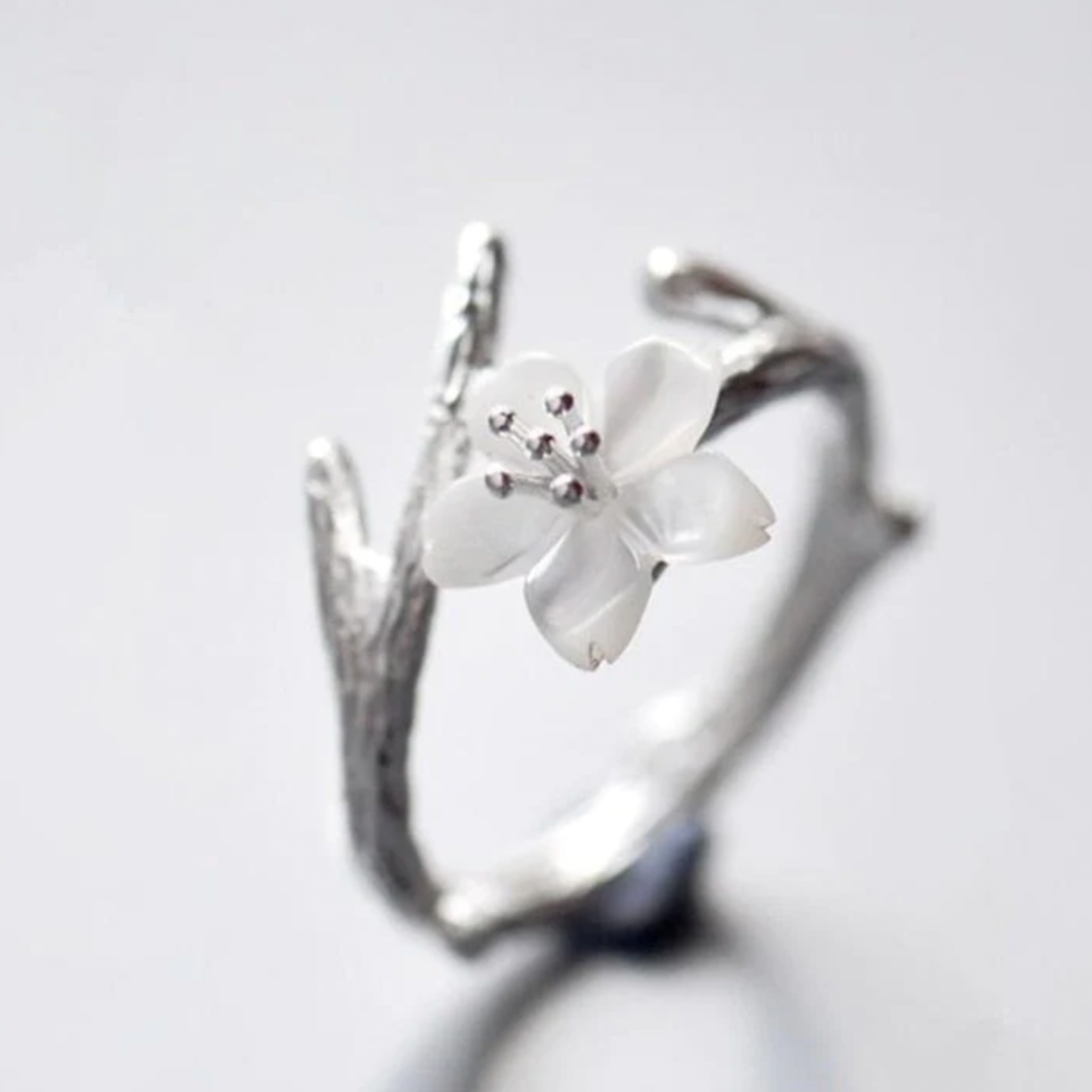 925 Sterling Silver Adjustable Ring with Elegant White Petal