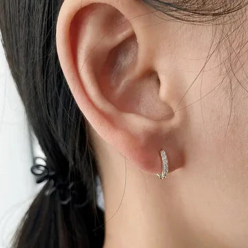 Coastal-Inspired Gold Drop Earrings