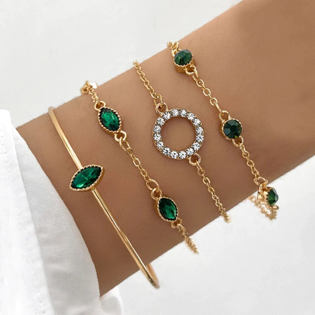 Elegant Gold Bracelet with Sparkling Green Crystals